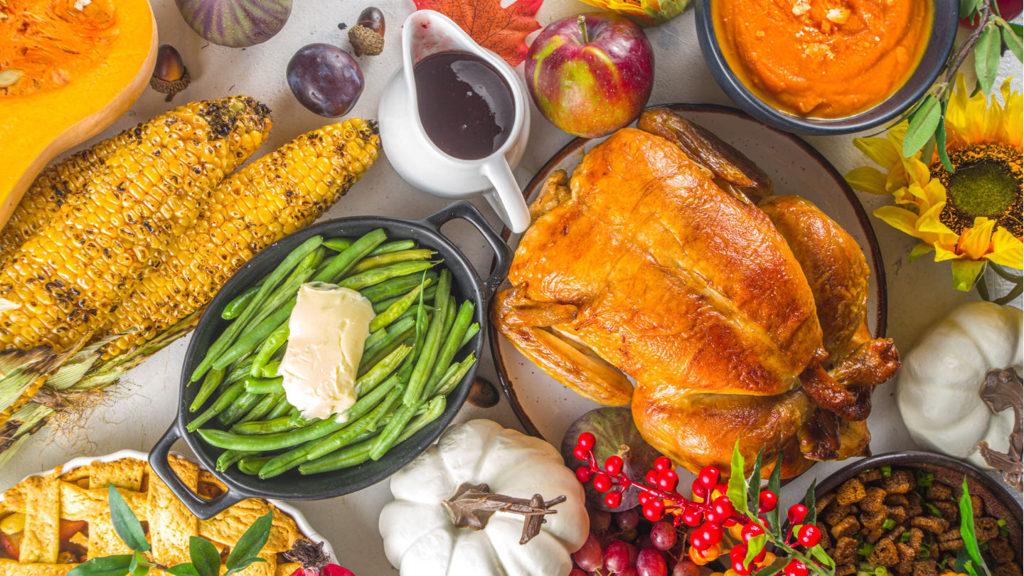How Family-style Holiday Dinners Can Generate New Grab N Go Revenue