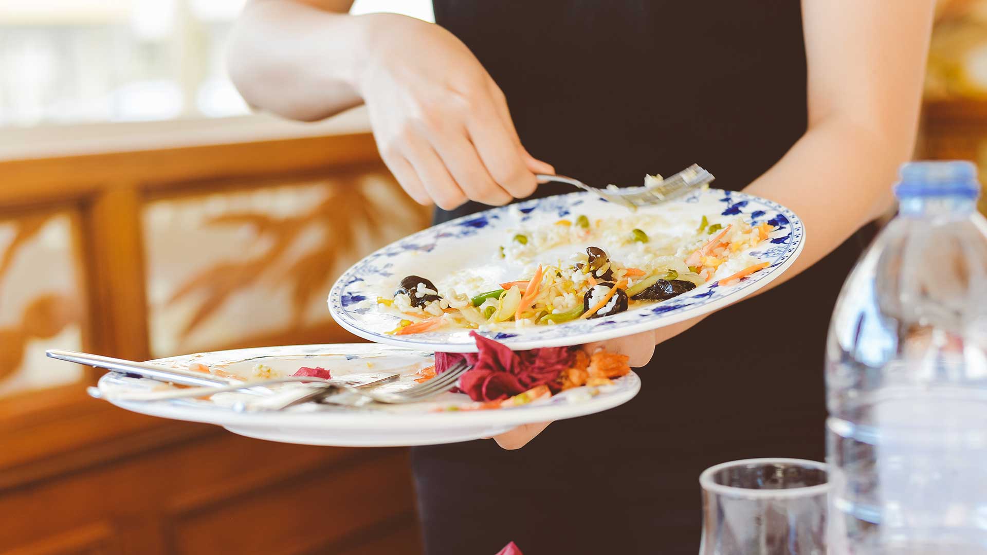 Reading Between the Bites