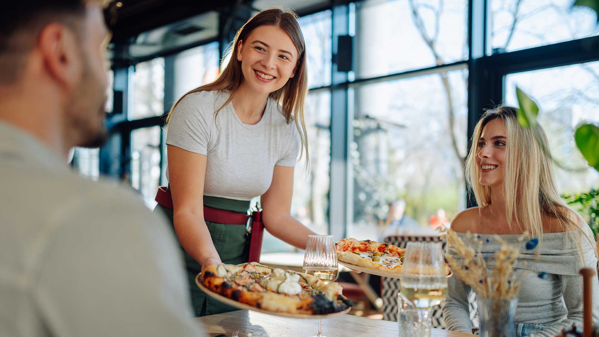 How Speed of Service Impacts Revenue (and Where Ovens Fit In)